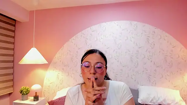 Angelie_Rosebrm live sex cam