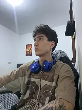 gojo_satoru_18 live sex cam