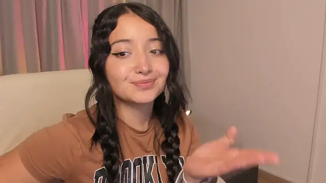 Ali_itcaduu live sex cam