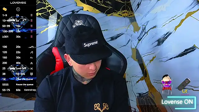 Kevin22_222 live sex cam