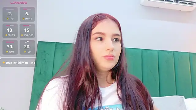 Ashley_Evans22's cam snapshot