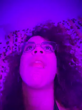 Woo_isDaphne live sex cam