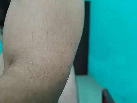 Sultryandrews live sex cam