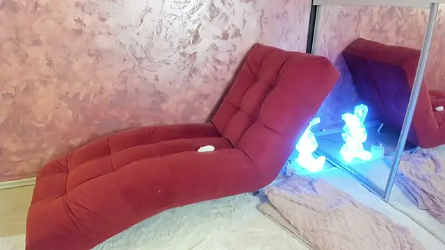 LesyaTouch's cam snapshot