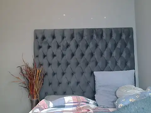 TemptedAngel's cam snapshot