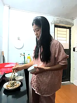 Lynly_k2's cam snapshot