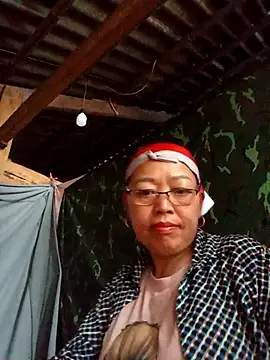 Agnes-baby's cam snapshot