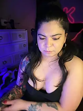 kimmiakiss22's cam snapshot