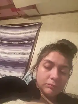 itzcheyduh's cam snapshot