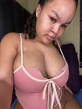 Pollita__Booo's cam snapshot