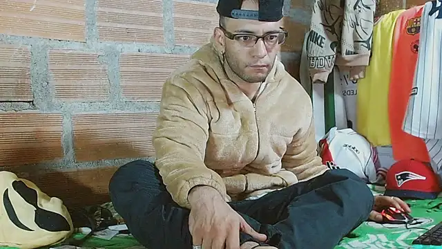 Alphamaster_92's cam snapshot