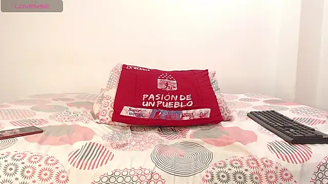 Aroon_Stonne's cam snapshot