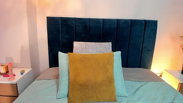 LaraGoldd's cam snapshot