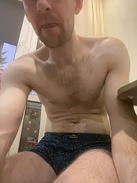 LynnAhNight live sex cam