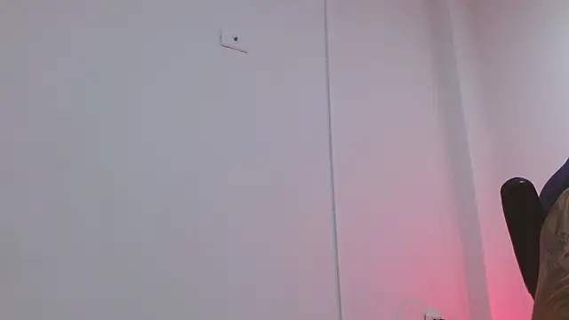 Joeysexx2 live sex cam