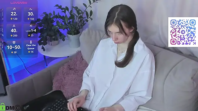 Lisbeth__Salander live sex cam