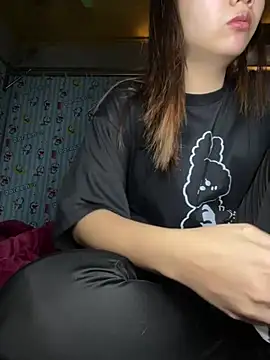 -Lyly_'s cam snapshot