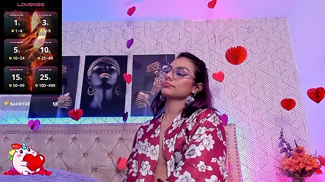 MeganRosseX's cam snapshot