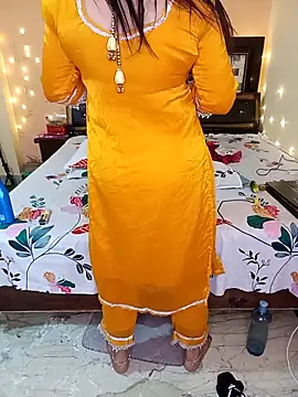 PRIYA_22 live sex cam