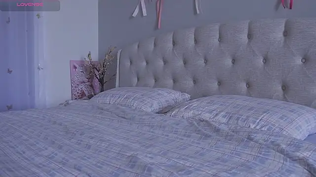 yumisunn live sex cam