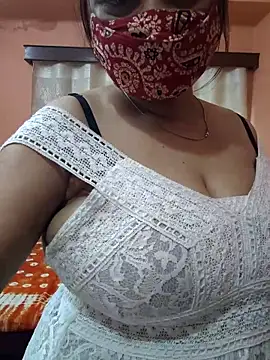 Cute-richa1 live sex cam