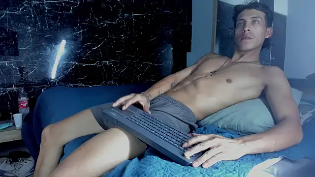 Karla_logan live sex cam