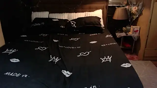 xheavenlytrans live sex cam