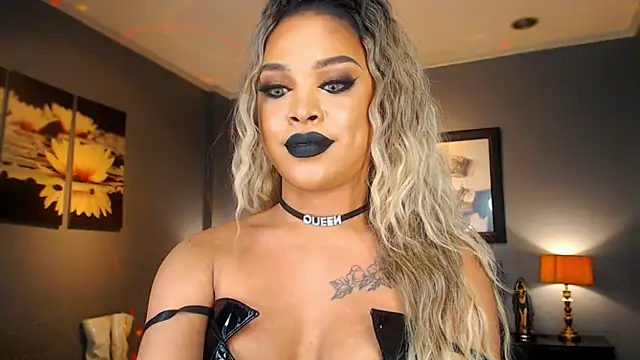 MarryQueen22 live sex cam