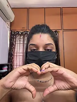 Sirishateluguammai's cam snapshot