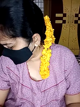 maduri__'s cam snapshot