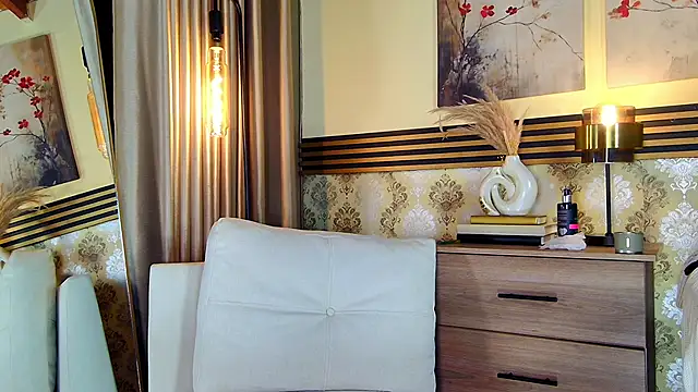 Madissononee's cam snapshot