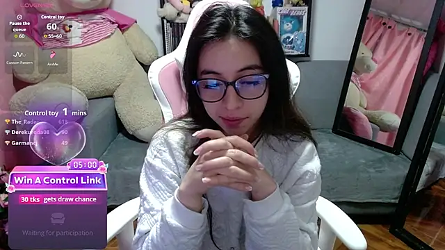 Maggie_Fox3's cam snapshot