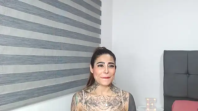 EmiliMontero's cam snapshot