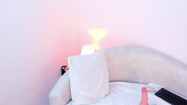 Lia_Latte's cam snapshot