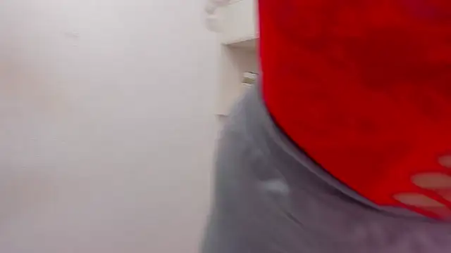 RedAssHottie live sex cam