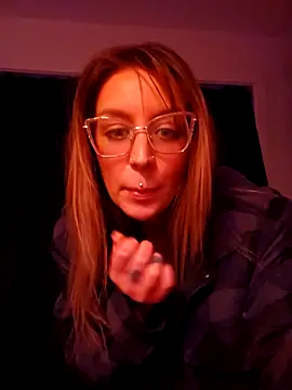 LilyOrion live sex cam