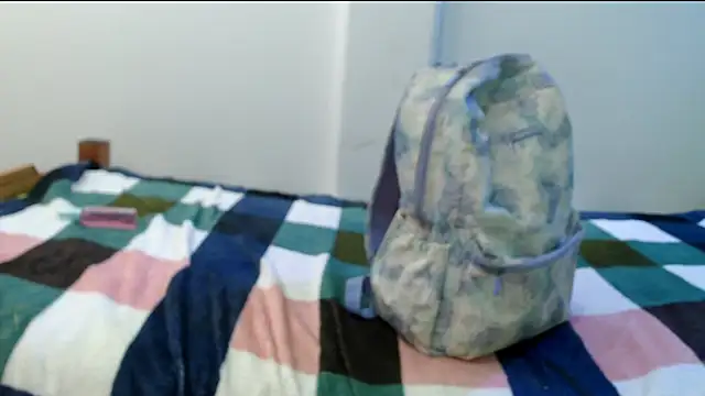 evaleribigtits18 live sex cam