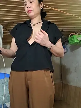 Basanis68's cam snapshot