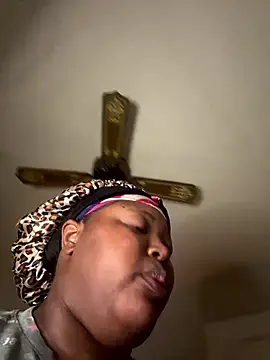 Chocolatebunnyxx96's cam snapshot