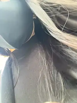 Carlin-yiyi live sex cam