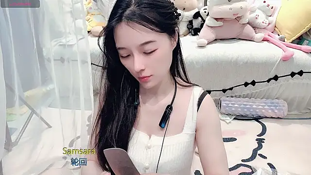 AKiKi711 live sex cam