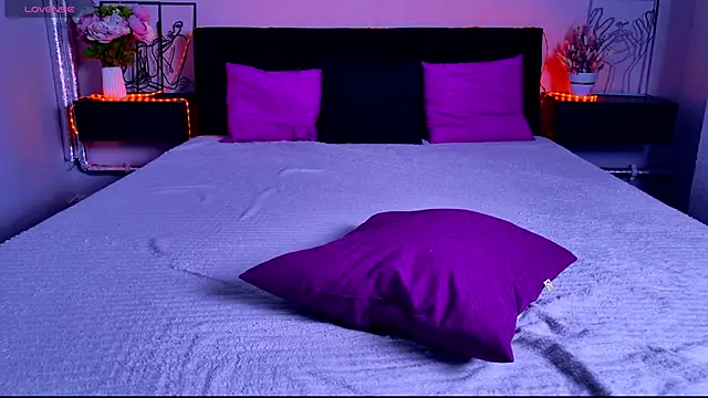 Curly_Girl_Anna's cam snapshot