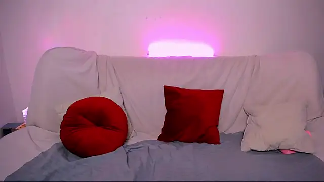 MilaSwann's cam snapshot