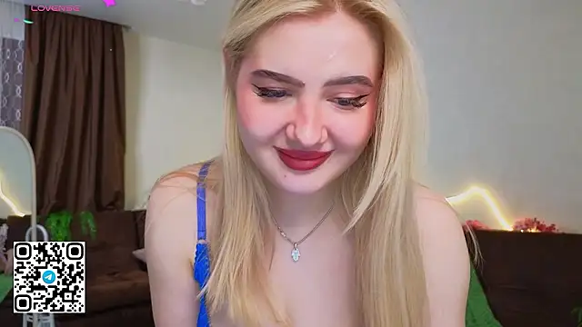 oliviabr0wn0 live sex cam