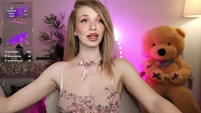 NovaHollisx live sex cam