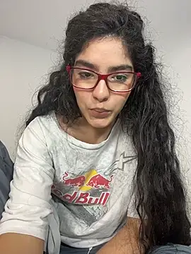 dani_bela's cam snapshot