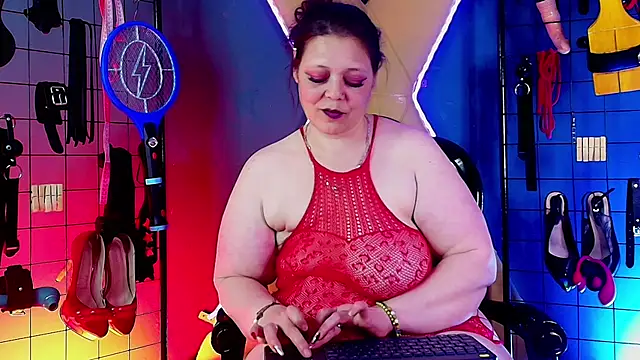 Judith_Mature_bdsm's cam snapshot