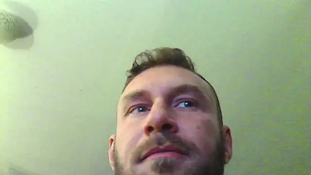 muscularkevin live sex cam