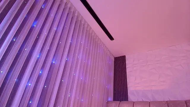 Godess_Scarlett77's cam snapshot