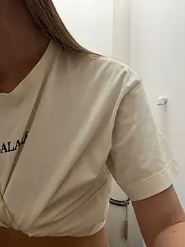 ElliRose live sex cam